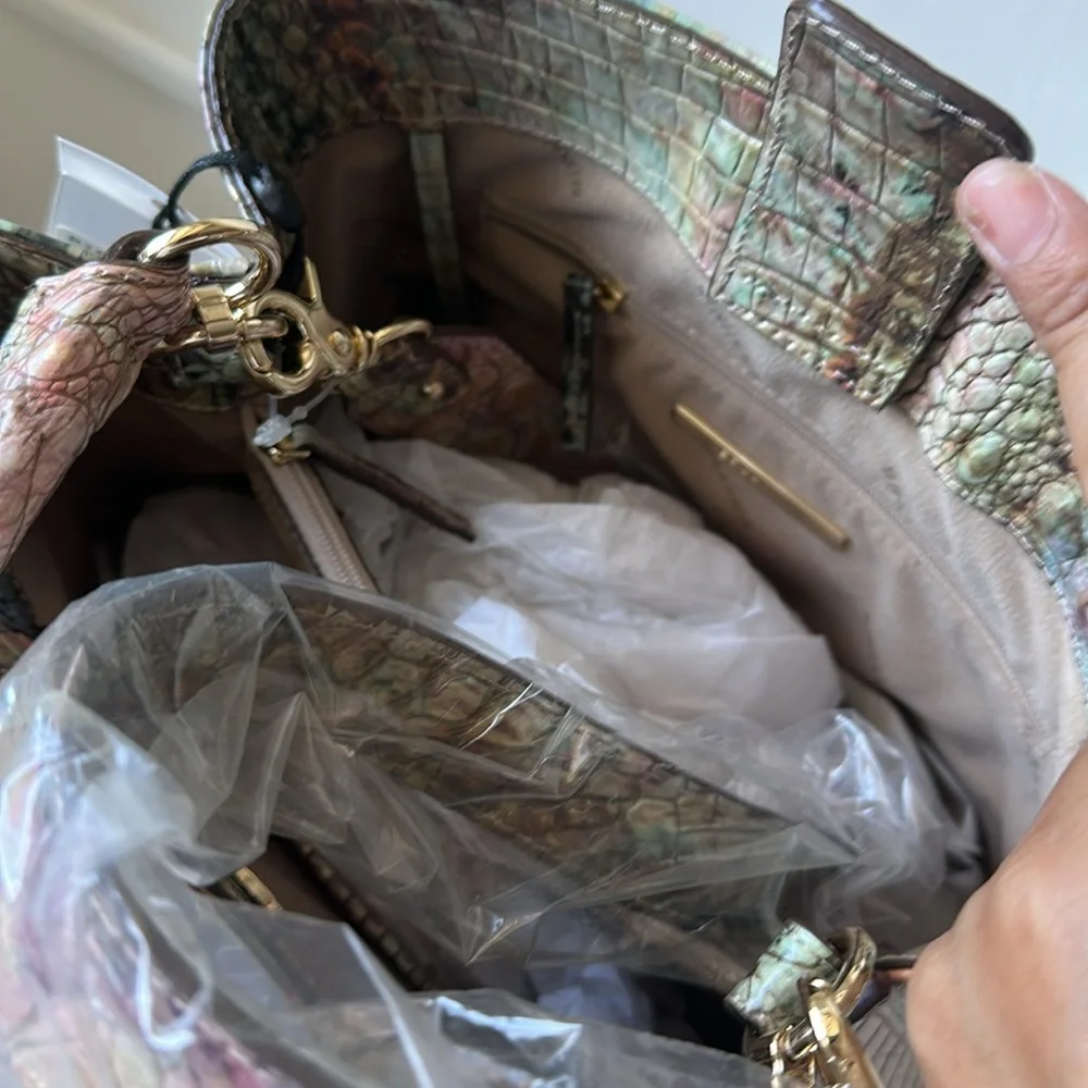 Brahmin Amelia Opal Melbourne Bucket Bag - Picture 6 of 8